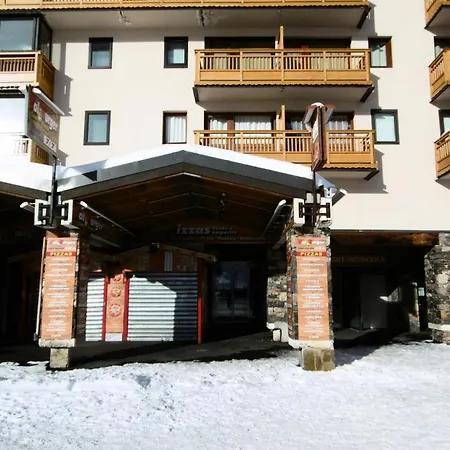 Apartmán Vanoise - Location: Belle Vue, 4 Personnes Chaleureux, Centre Station Mae-9047 Val Thorens