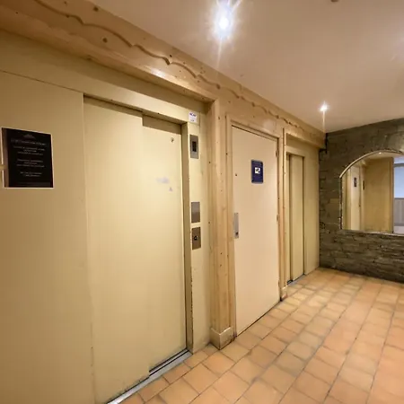 Vanoise - Location: Belle Vue, 4 Personnes Chaleureux, Centre Station Mae-9047 Apartament