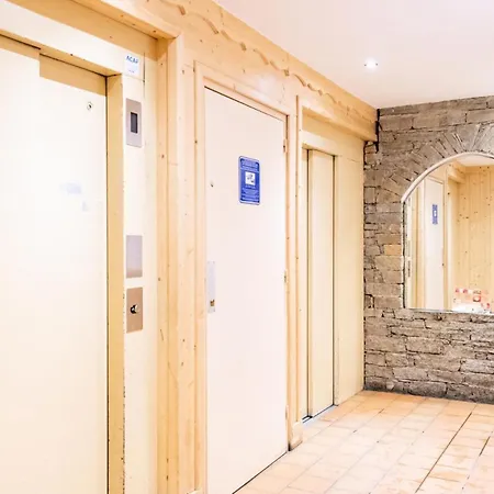 Vanoise - Location: Belle Vue, 4 Personnes Chaleureux, Centre Station Mae-9047 Apartament