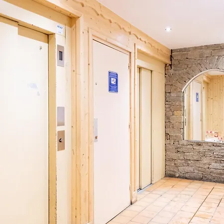 Apartmán Vanoise - Location: Belle Vue, 4 Personnes Chaleureux, Centre Station Mae-9047 Val Thorens