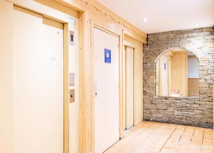 Vanoise - Location: Belle Vue, 4 Personnes Chaleureux, Centre Station Mae-9047 Daire *